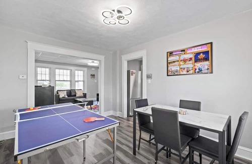 Scranton Casa | "The Office" on Walnut St.-Downtown Scranton