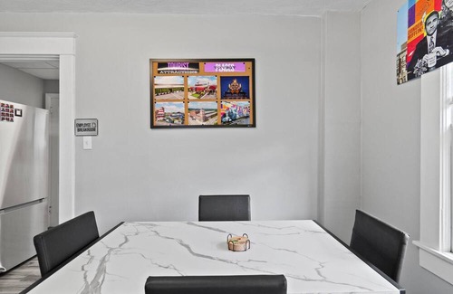 Scranton Casa | "The Office" on Walnut St.-Downtown Scranton