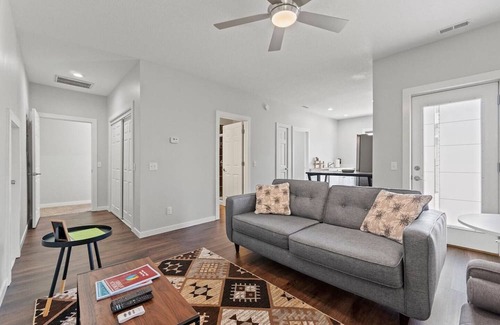 West Central Apartamento | Downtown Fort Wayne Triplex- Apt. B