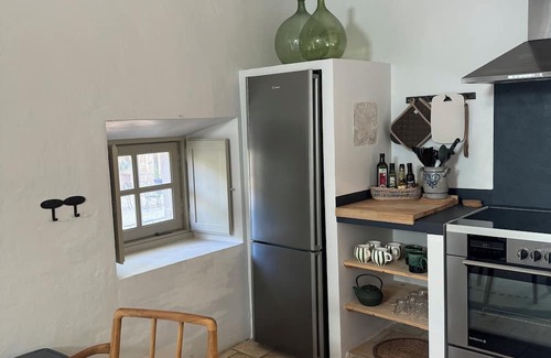 Montaren-et-Saint-Mediers Condominio | Mimosa Superb duplex gîte in the heart of an 18th-century sheepfold a stone's throw from Uzès