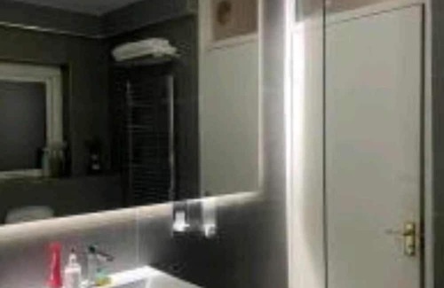 Balham Casa | Spacious Deluxe Room with Garden F6