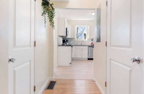 Dorchester Apartamento | Spacious 2BR near UMASS | Savin hill | T Stop 9819