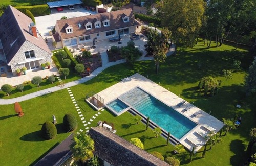 Vulaines-sur-Seine Casa | Gîtes de Charme à Samoreau - Seine bank, Swimming pool, Jacuzzi and Serenity