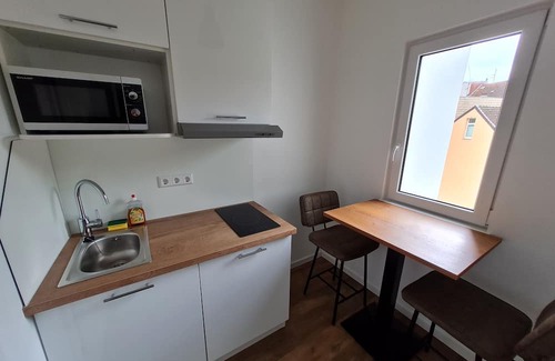 Calenberger Neustadt Apartamento | Günstiges, zentrales möbliertes Apartment für zwei Personen in Hannover.