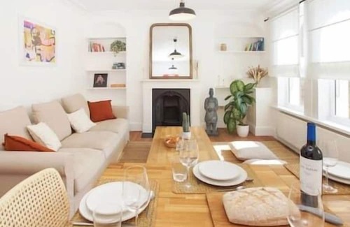 Mile End Apartamento | Bright, stylish & cosy 3-Bed Flat near Mile End