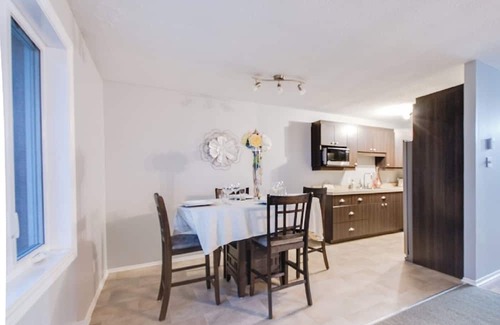 Gatineau Apartamento | Charming apartment, centrally located/Charmant appartement, proche de tout.