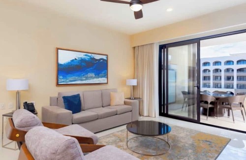 El Rosarito Complejo | 2-bedroom 3-bath resort in superb San José del Cabo with AC, WiFi, fitness room