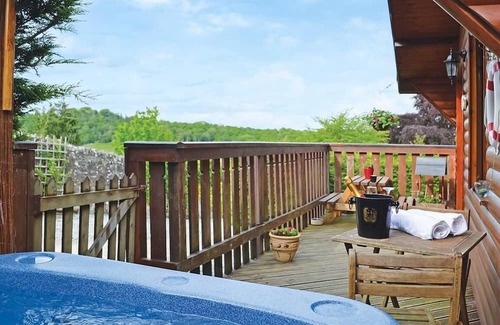 South Gladstone Casa | REDWOOD BOUTIQUE LODGE