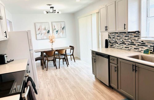 Farmers Branch Casa | Charming Family Home in Quiet Farmers Branch