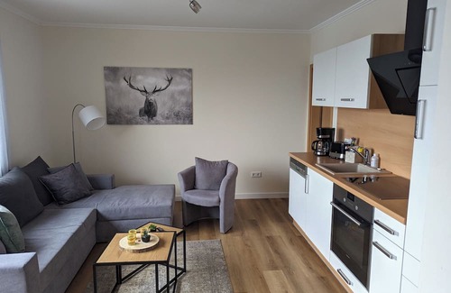 Hildfeld Apartamento | "Relax in a heath village: cozy vacation apartment with a view of the mountains!"