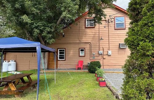 Newboro Apartamento | Heart of the Rideau Lakes! Unit 2