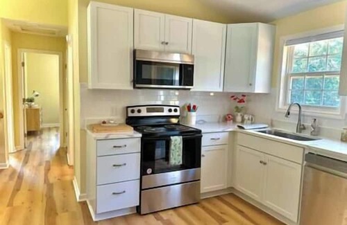 Hendersonville Casa | The Song Oasis - Near Nashville 5 Star R&R
