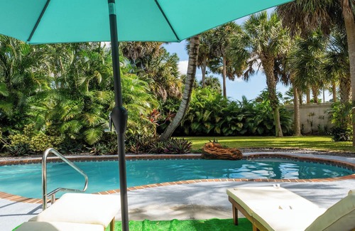 Haverhill Casa | Zen Garden Retreat w/Pool