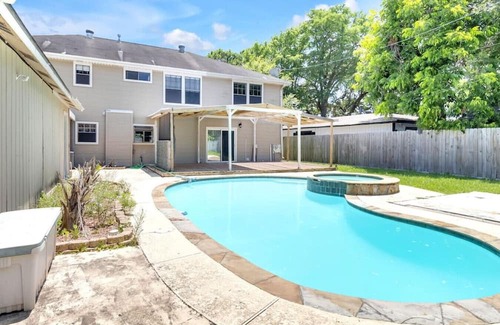 Texas City Casa | Private Bedroom w/Pool #7