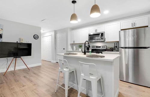 Biddeford Apartamento | Maine Retreat: 1BR, Close to Old Orchard Beach