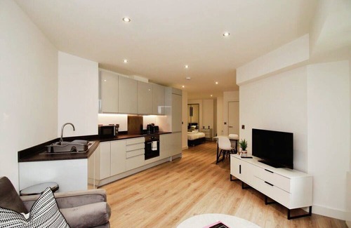 Barnt Green Apartamento | Seven Stays Modern Studio Apartment - Solihull