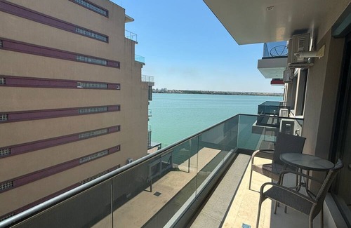 Constanta Apartamento | Melia 5 elegant seaside apartment in enchanting Constanța