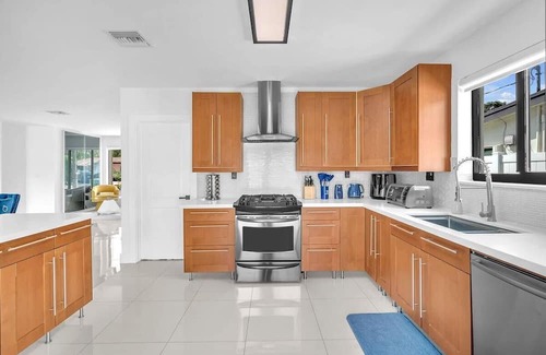 Ojus Casa | Aventura Waterfront Oasis - 4bed, 2Bath
