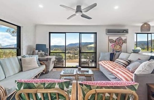 Kidaman Creek Otro | Luxe Farmstay, 10 mins Mapleton, Incredible View!
