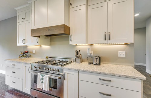 Cicero Casa | Steps From Oneida Lake: Spacious Gem w/Game Room!