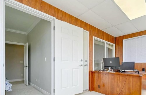Burnaby Casa | Spacious&Modern Entire House in Central Area