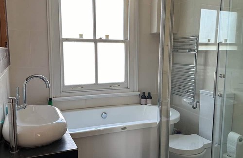 Shepherd's Bush Casa | Central London Boutique Townhouse