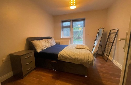 Perry Vale Apartamento | Charming Spacious Double Room in a Flat Pleasant Greater London with WiFi