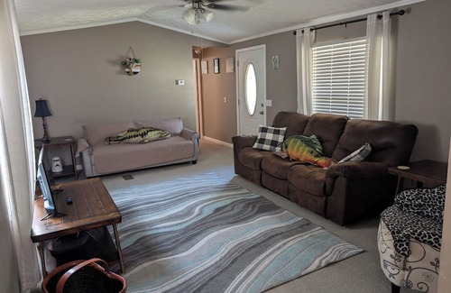 Summerton Casa | Charming 2-BR 2BA on Lake Marion- John C Landing -Cuddo Summerton SC