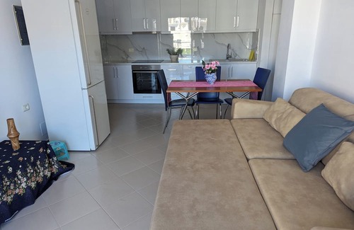 Qender Apartamento | Stella's Apartments -whole apartment with WiFi, AC close to the beach in Saranda