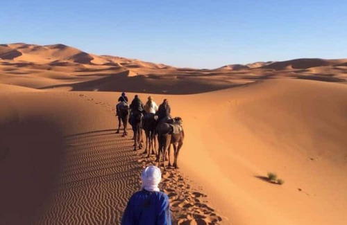 Timahdite Alquiler De RV | Merzouga Camel Ride & Overnight Desert Camp