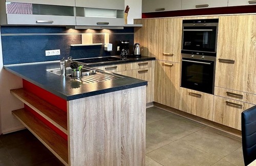 Bad Zwischenahn Casa | Bungalow for 9 guests with 120m² in Bad Zwischenahn (266620)