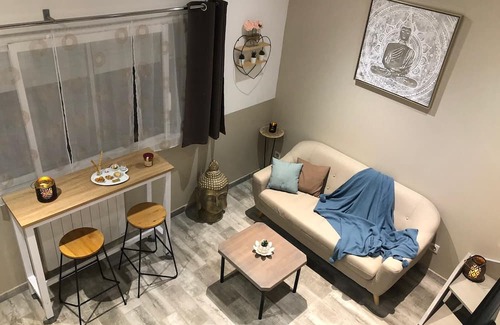 Cheval-Blanc Apartamento | Apartment 'Esprit Zen En Provence Spa' with Shared Pool, Wi-Fi and Air Conditioning