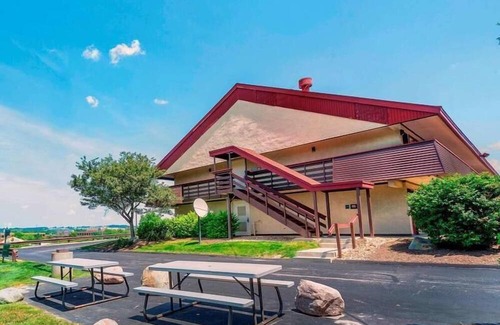 Downtown Cleveland Casa | Adventure Awaits! Near Huntington Convention Cente