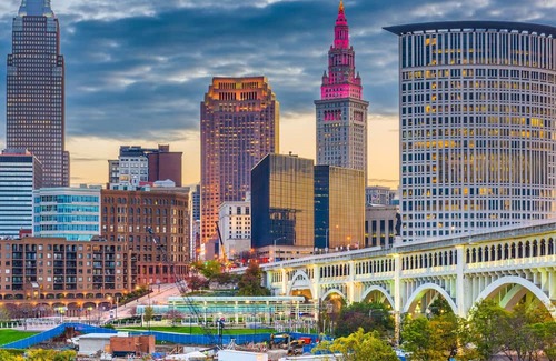 Downtown Cleveland Casa | 3 Convenient Rooms Near Rock and Roll Hall of Fame w/Plush Bedding