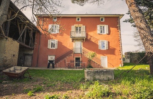 Rouede Casa | Country House 'Maison De Rouède' with Mountain View, Wi-Fi and Air Conditioning
