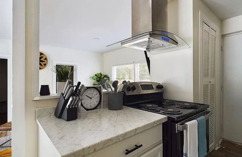 Rosewood Apartamento | Elegant apartment in historic Rosewood. 10 minutes from Downtown Columbia.