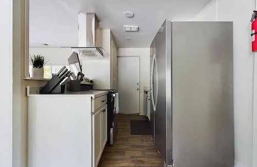 Rosewood Apartamento | Elegant apartment in historic Rosewood. 10 minutes from Downtown Columbia.