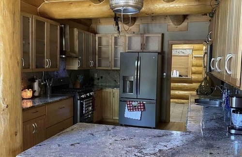 West Fork Casa | Entire House with Pool & Playground on 3 Acres