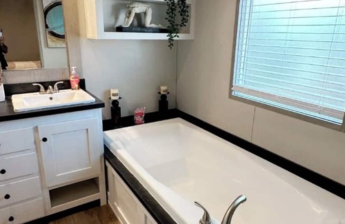 Bacliff Casa | Retreat by the bay