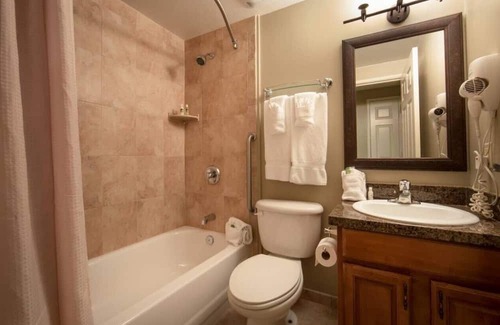 Brownsville Complejo | Beautiful Holiday Inn Club Mount Ascutney Resort