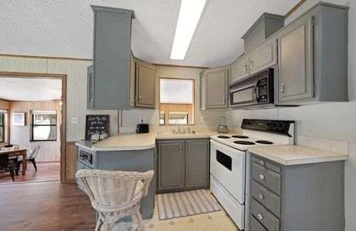 River Ranch Casa | 429d) Beautiful home + grill