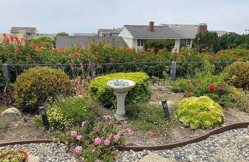 Dana Point Casa | Charming 2-bedroom ocean view house in sought after Niguel Shores community