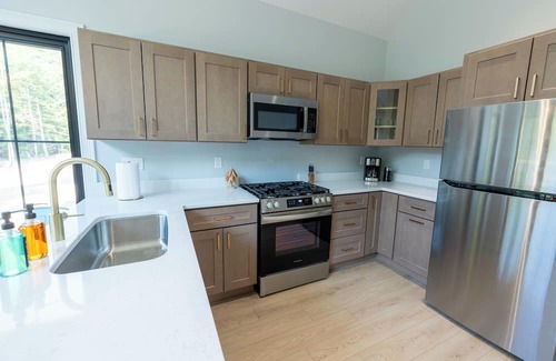 Bartlett Chalet De Esquí | Brand New 2-bedroom chalet in charming Bartlett with WiFi, AC and EV Charger