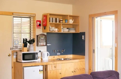 Staverton Apartamento | 3 Hills@The Good Place. 小屋 @ 好地方. Inc breakfast