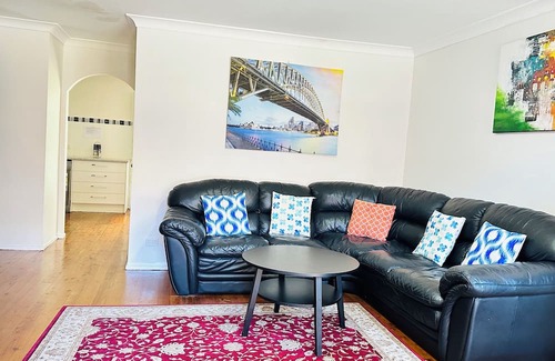 Roselands Casa | Family townhouse in Wollongong CBD