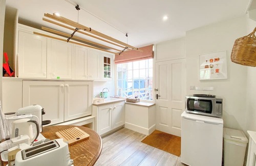 Wincanton Cabaña | 2 bedroom accommodation in Wincanton