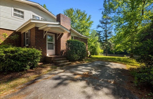 North Augusta Casa | 5BR Woodland Retreat Kayak Fish Pond Rest
