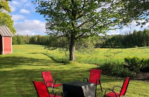Craftsbury Casa | Ann’s Schoolhouse in beautiful Vermont