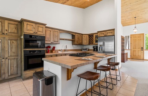 Dalton Ranch Casa | Great Backyard, Fireplace, Sunny Home In Golf Course Community!