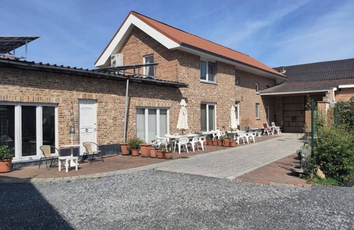Widooie Apartamento | Hoeve Hofgaarde: The Cherry Garden